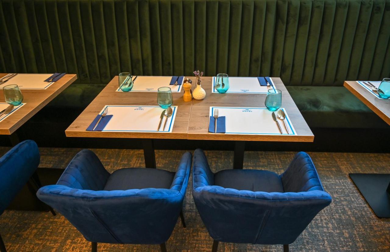 Nn Boutique Hotel Тисауйварош Екстериор снимка