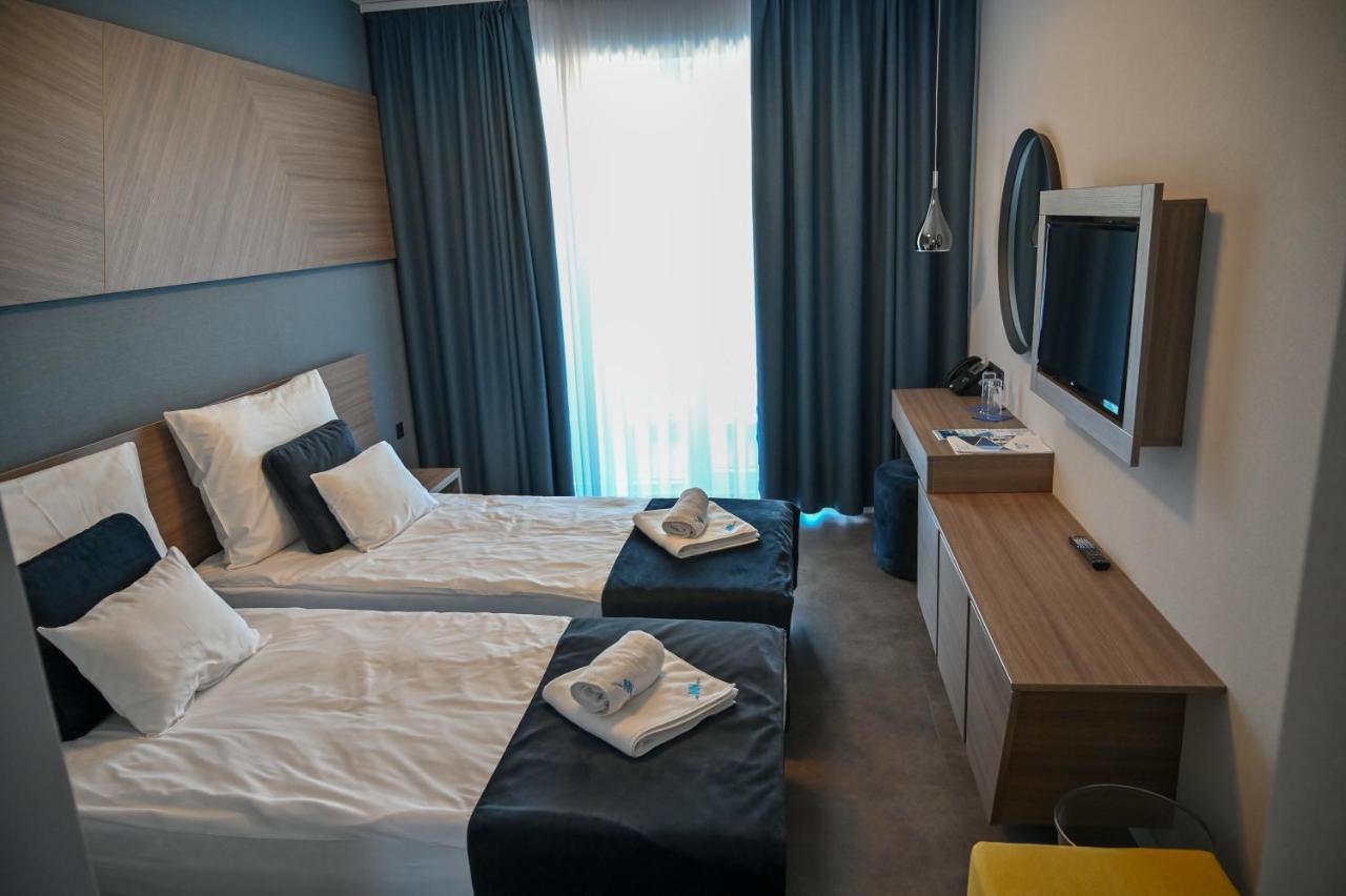 Nn Boutique Hotel Тисауйварош Екстериор снимка