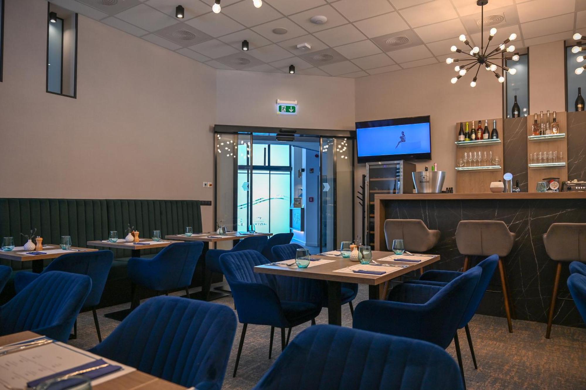 Nn Boutique Hotel Тисауйварош Екстериор снимка